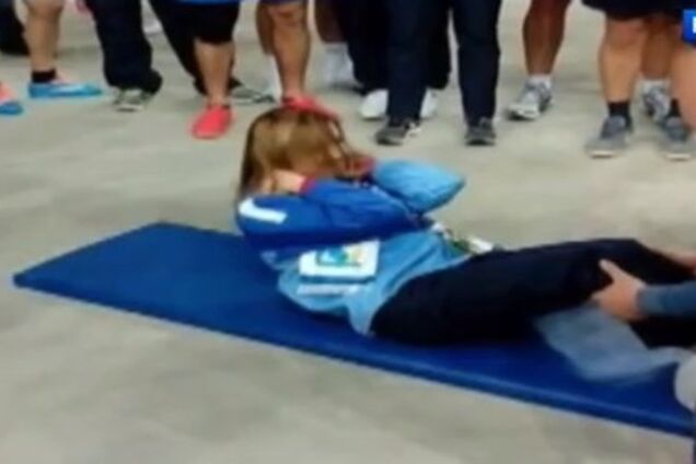 Крымская 'прокурор-няша' поразила участников спартакиады своим прессом