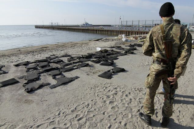 Россияне контролируют Мариуполь с воздуха