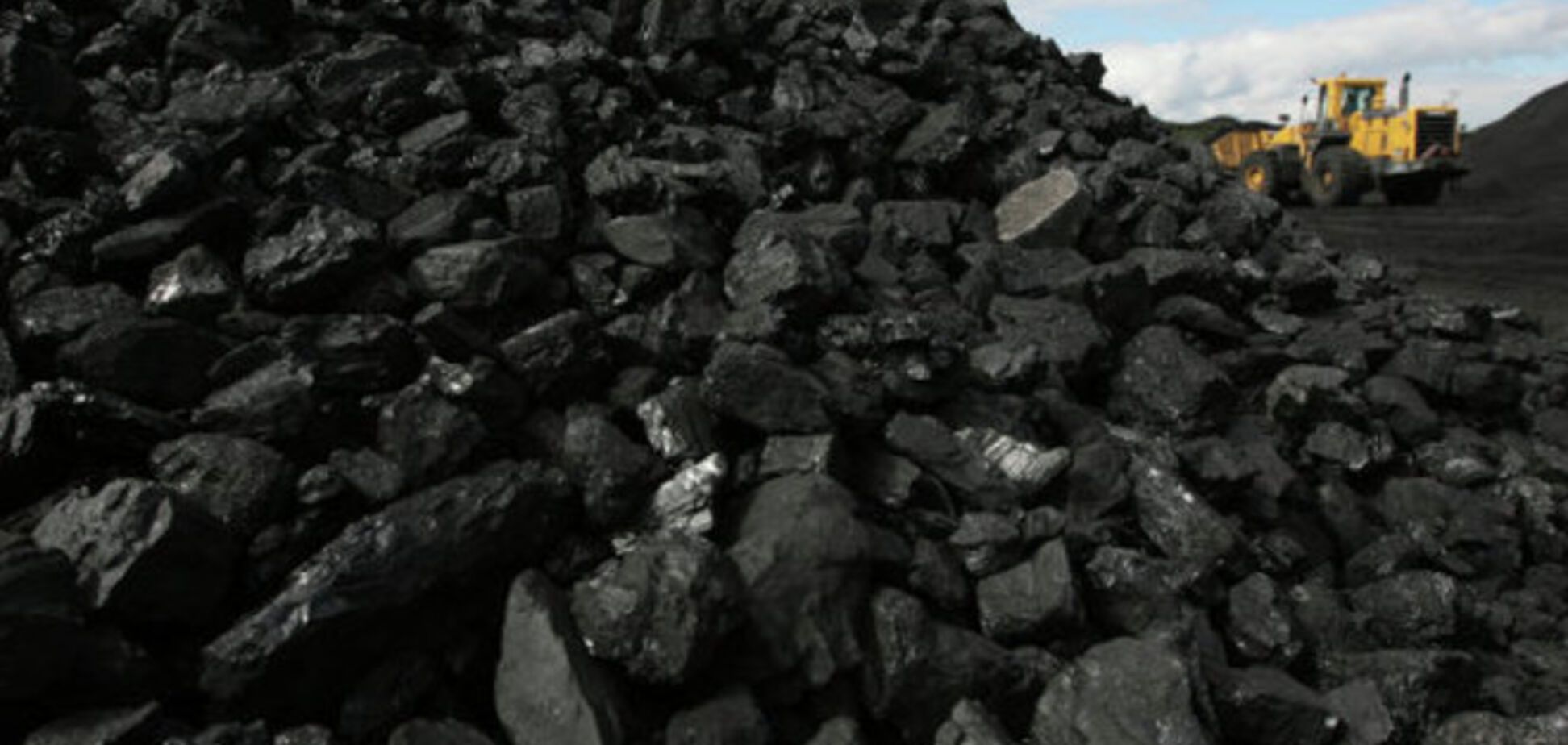 В уряді пояснили закупівлю вугілля з окупованого бойовиками Донбасу 