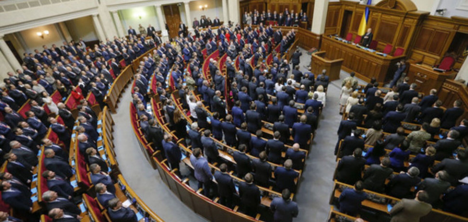 Телетайп. Украина в промежутке между антинародной и народной властью