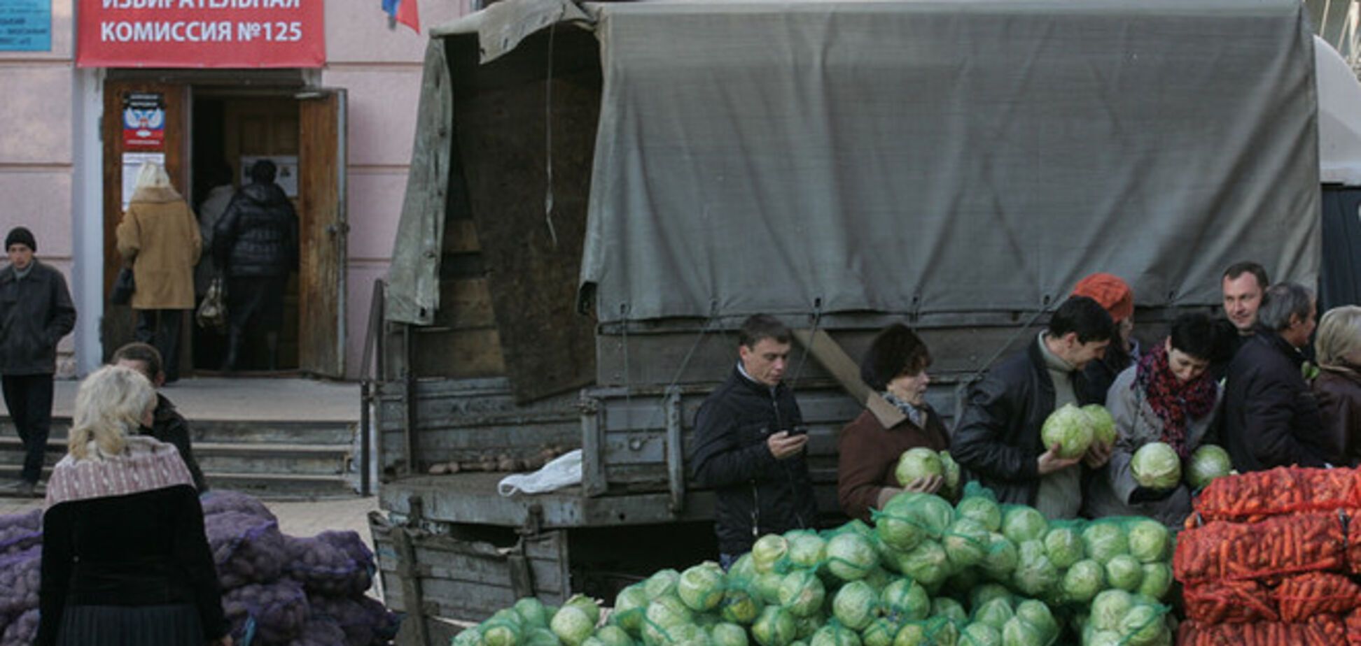 Немецкие СМИ назвали трагедией 'голосование' в оккупированном Донбассе за еду