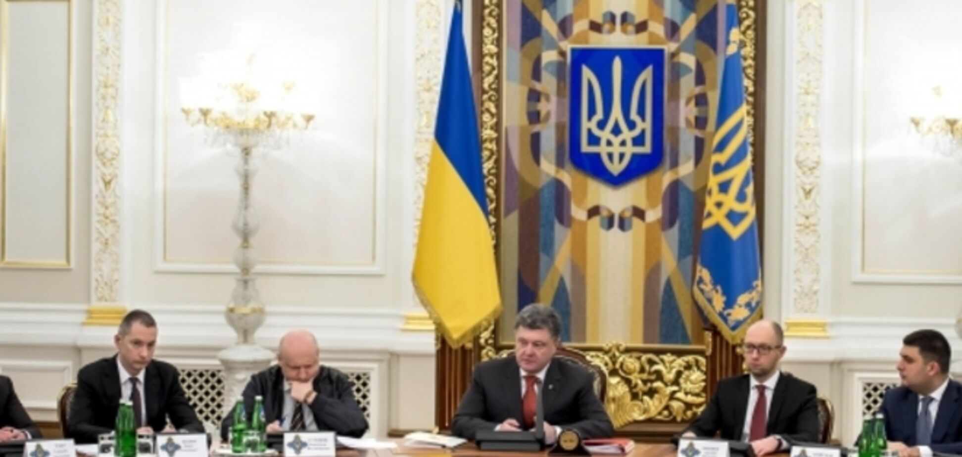 Украина предоставит гумпомощь Донбассу, но не будет финансировать 'республики' - СНБО