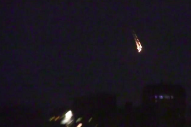 В Донецке ночью были слышны залпы и выстрелы