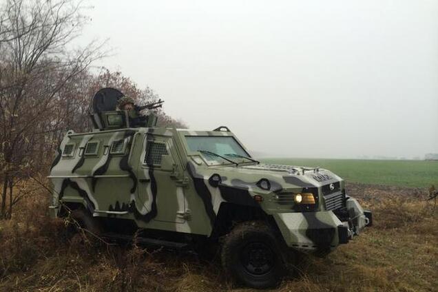 В сети показали 'прогулку' на отечественном броневике 'Кугуар': опубликованы фото
