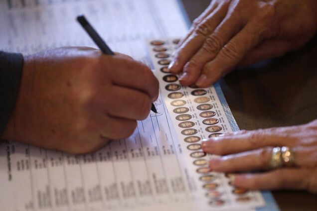 Республиканцы победили на промежуточных выборах в Конгресс США