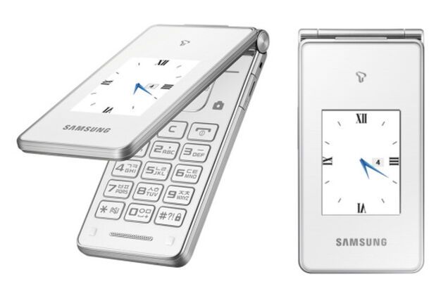Samsung выпустила смартфон-'раскладушку' на Android