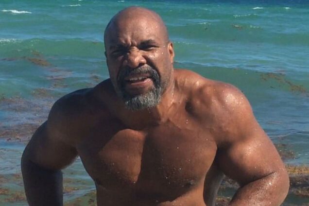 Бриггс приготовил чемпионские подушки для головы Кличко