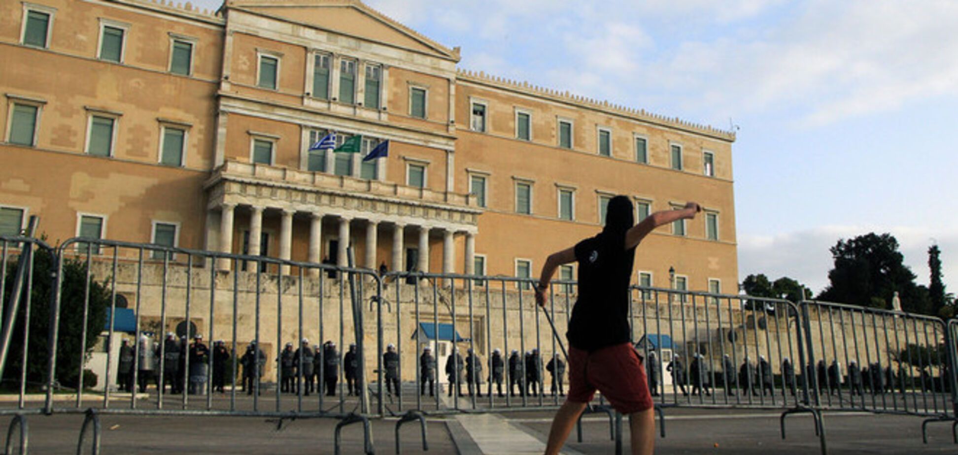 В Греції  учні 'розбушувалися' - стали масово захоплювати школи
