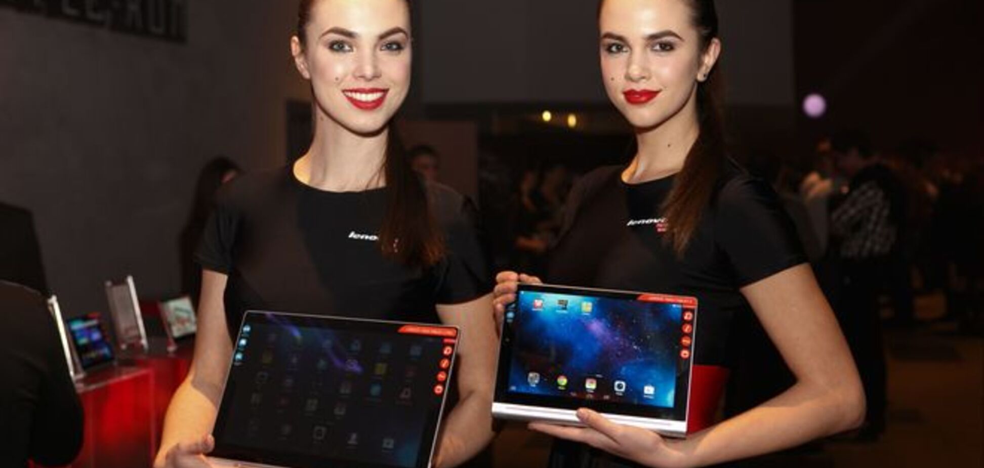 Lenovo показала в Украине новые устройства: ноутбук, планшеты и смартфоны