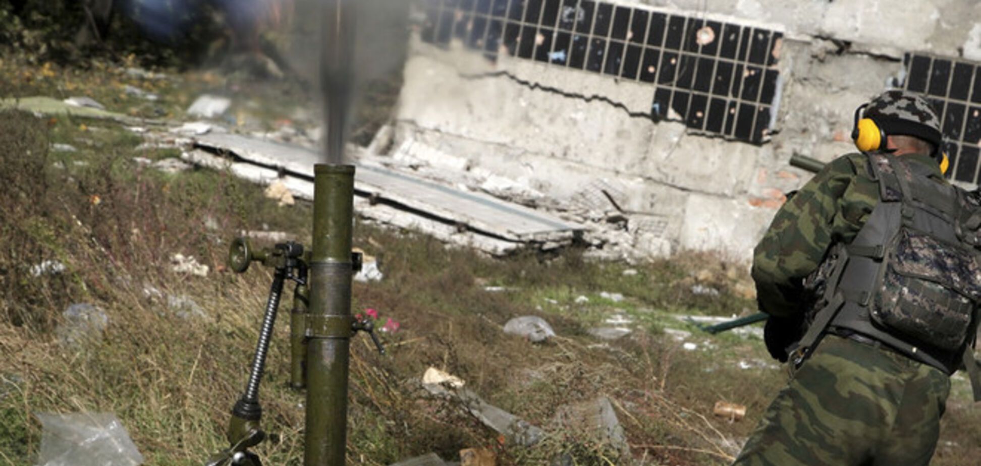 Напряженная обстановка в Донецке: везде слышна канонада из тяжелого оружия 