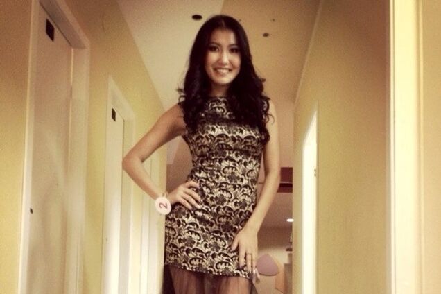 'Обрить и головой в унитаз': в Питере затравили бурятку-красавицу, критиковавшую Путина