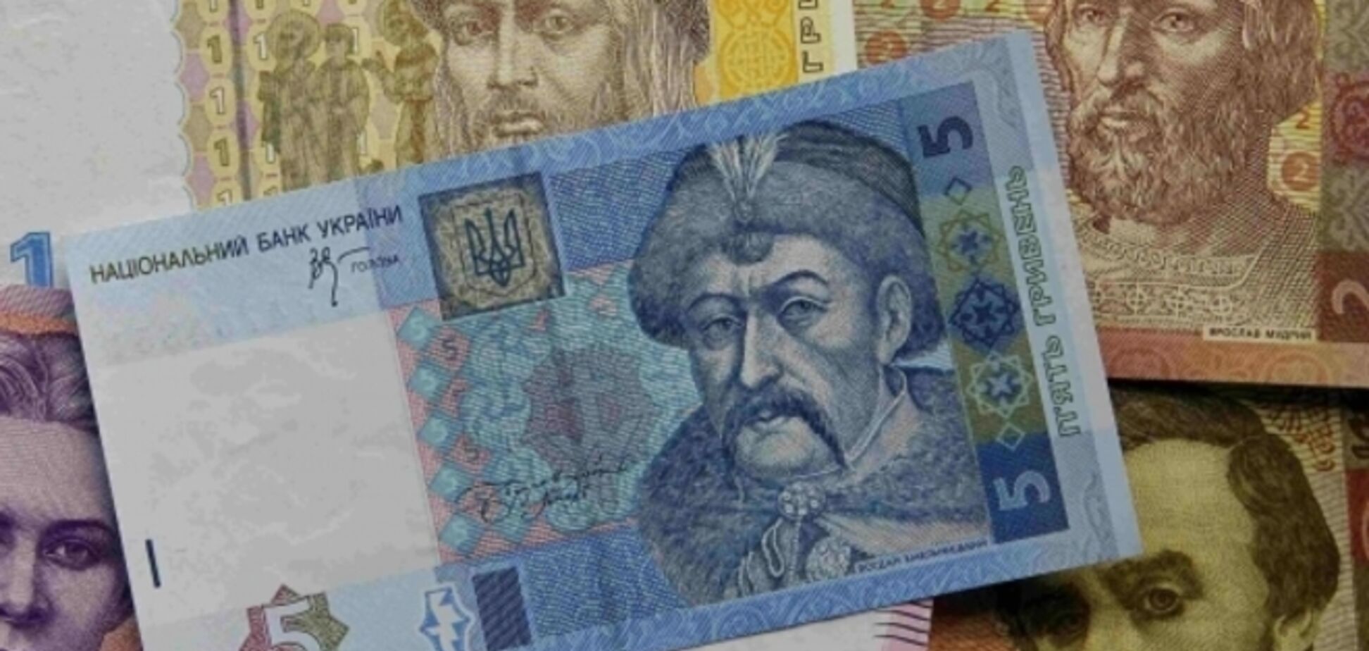 Херсонская мэрия запретила принудительный перевод бюджетников в госбанки