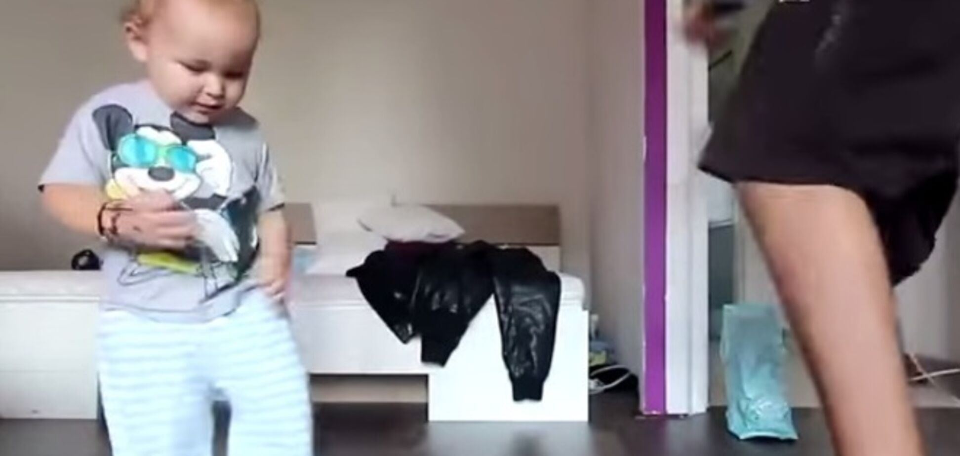 Зажигай! Сеть взорвало видео с малышом-рэппером