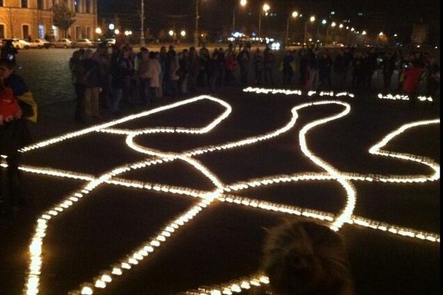 Харьковчане подписали клятву защищать Украину, как себя: опубликованы фото