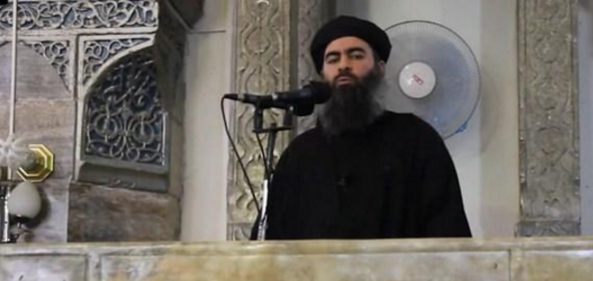 США авиаударом уничтожили кортеж боевиков и ранили лидера 'ИГ' - СМИ