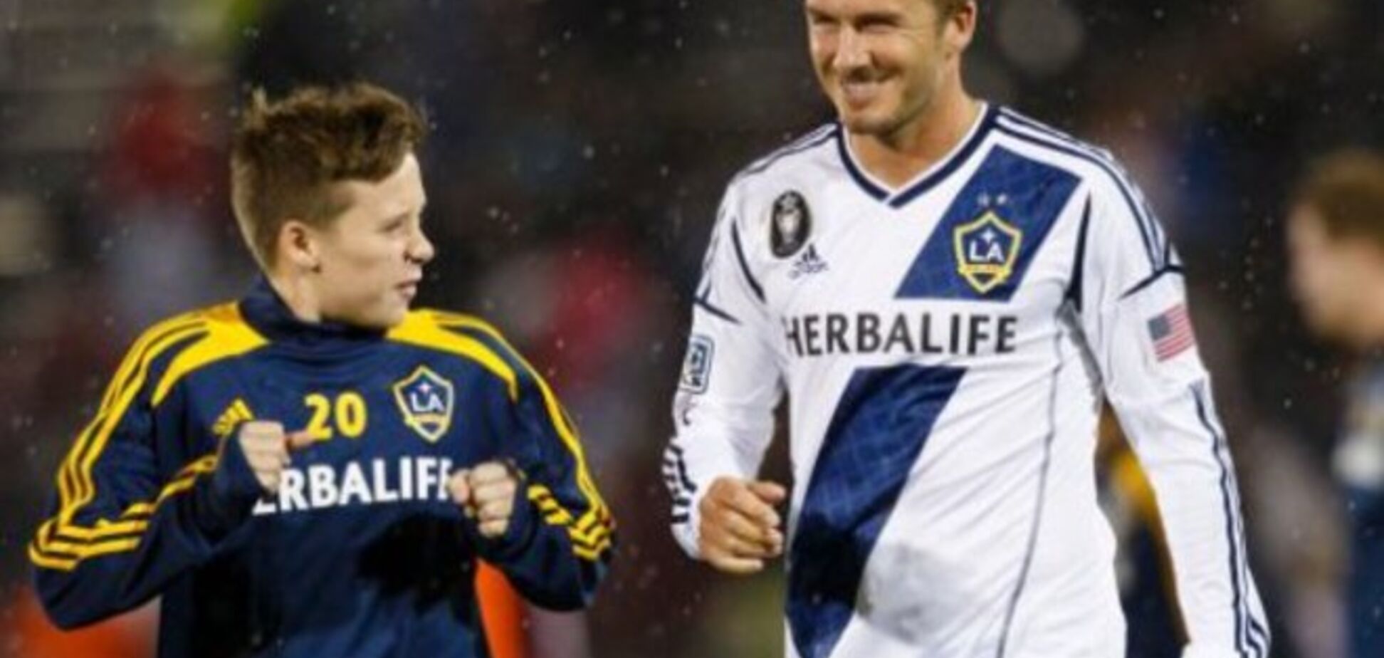 Сын Бекхэма подписал контракт с вражеским клубом отца