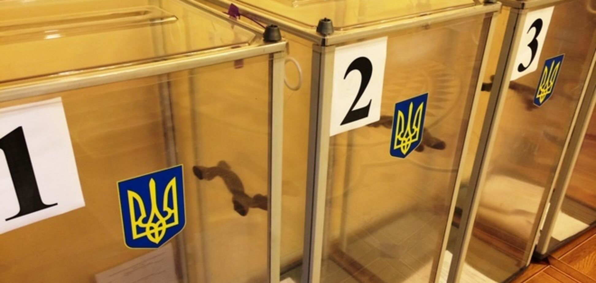 На скандальном 79-м округе продолжается пересчет: главных соперников разделяют 10 голосов