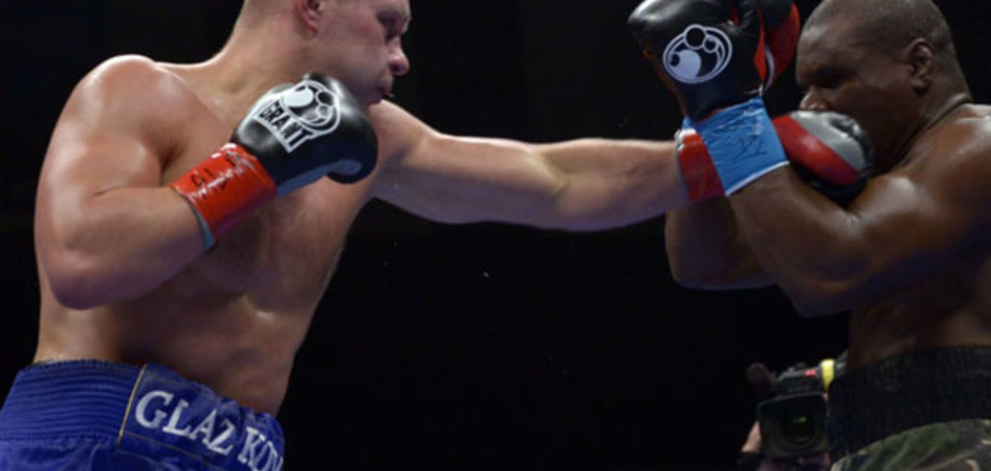 Непобедимый украинец нокаутировал американского боксера