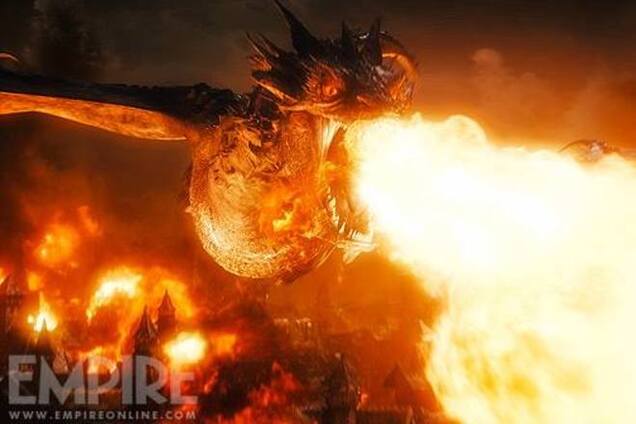 'Хоббит': новые кадры с драконом