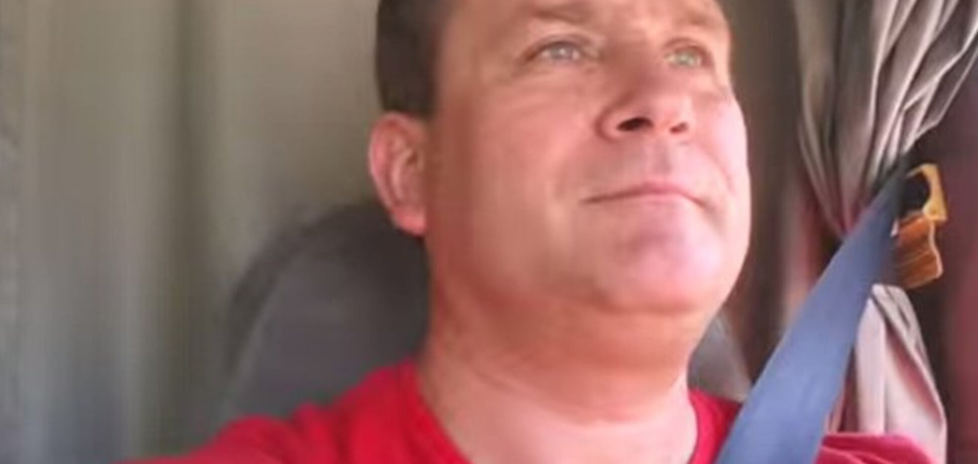 Взорвавший сеть хитами о Путине дальнобойщик рассказал об угрозах из Москвы: опубликовано видео