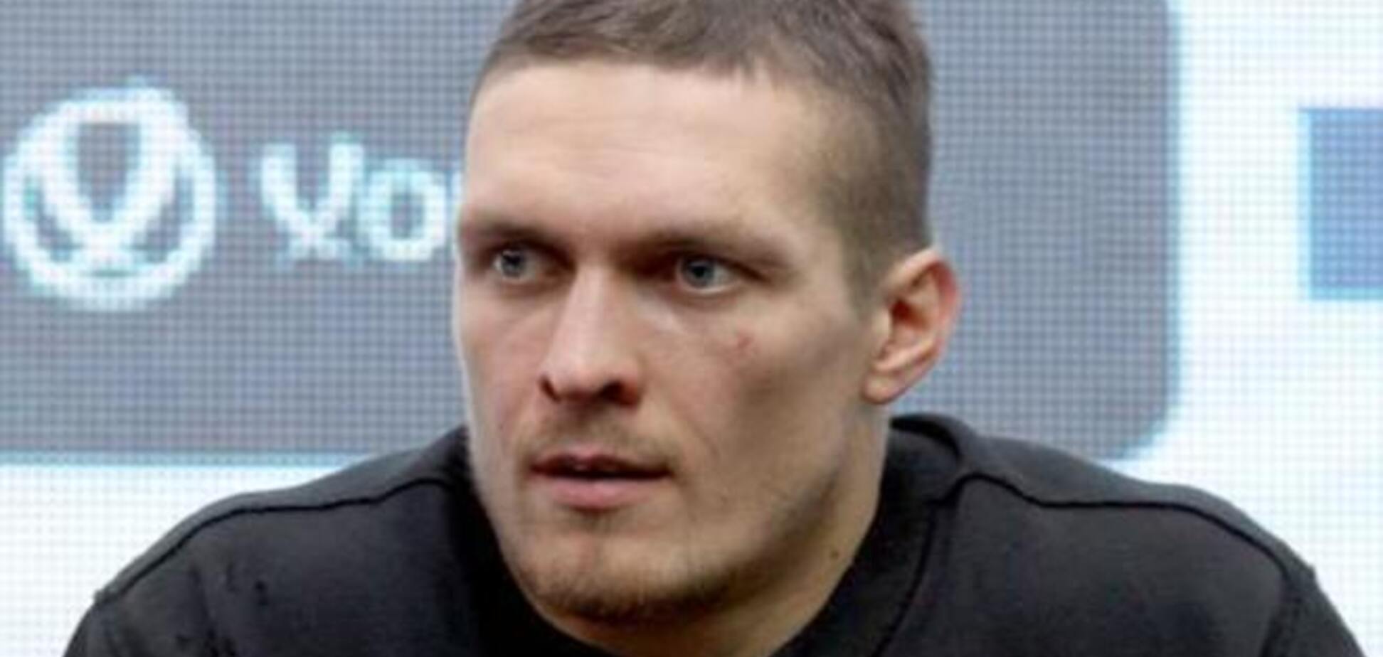 Усик объяснил неадекватное поведение Бриггса в отношении Кличко