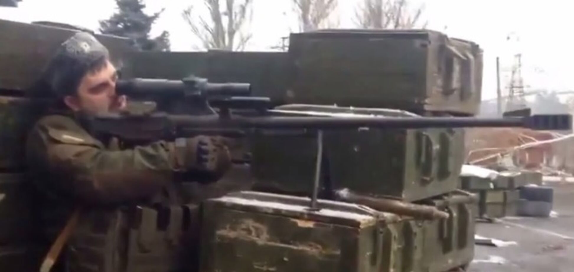 Терористи-снайпери освоюють новітню російську гвинтівку: опубліковано відео