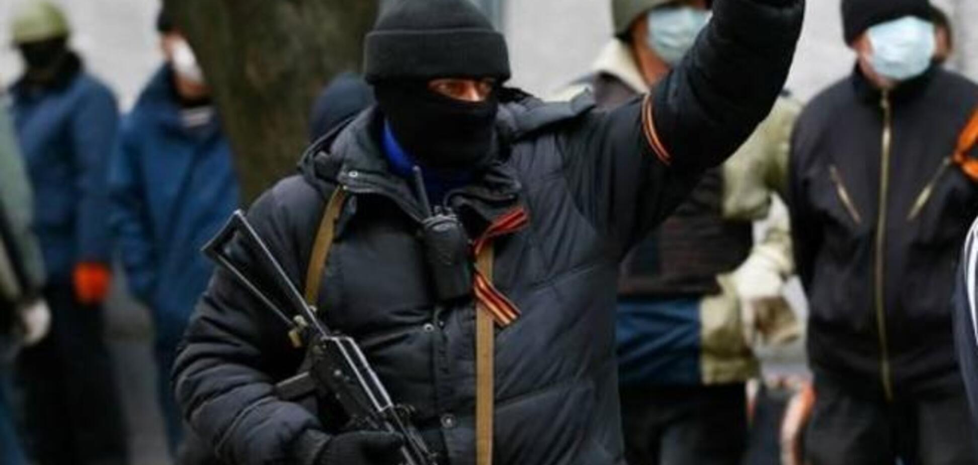 Террористы 'ЛНР' размещают тяжелое вооружение на подконтрольных территориях