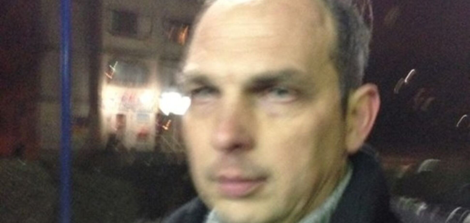 В Запорожье жители после перепалки убедили трех человек снять георгиевские ленточки и триколоры