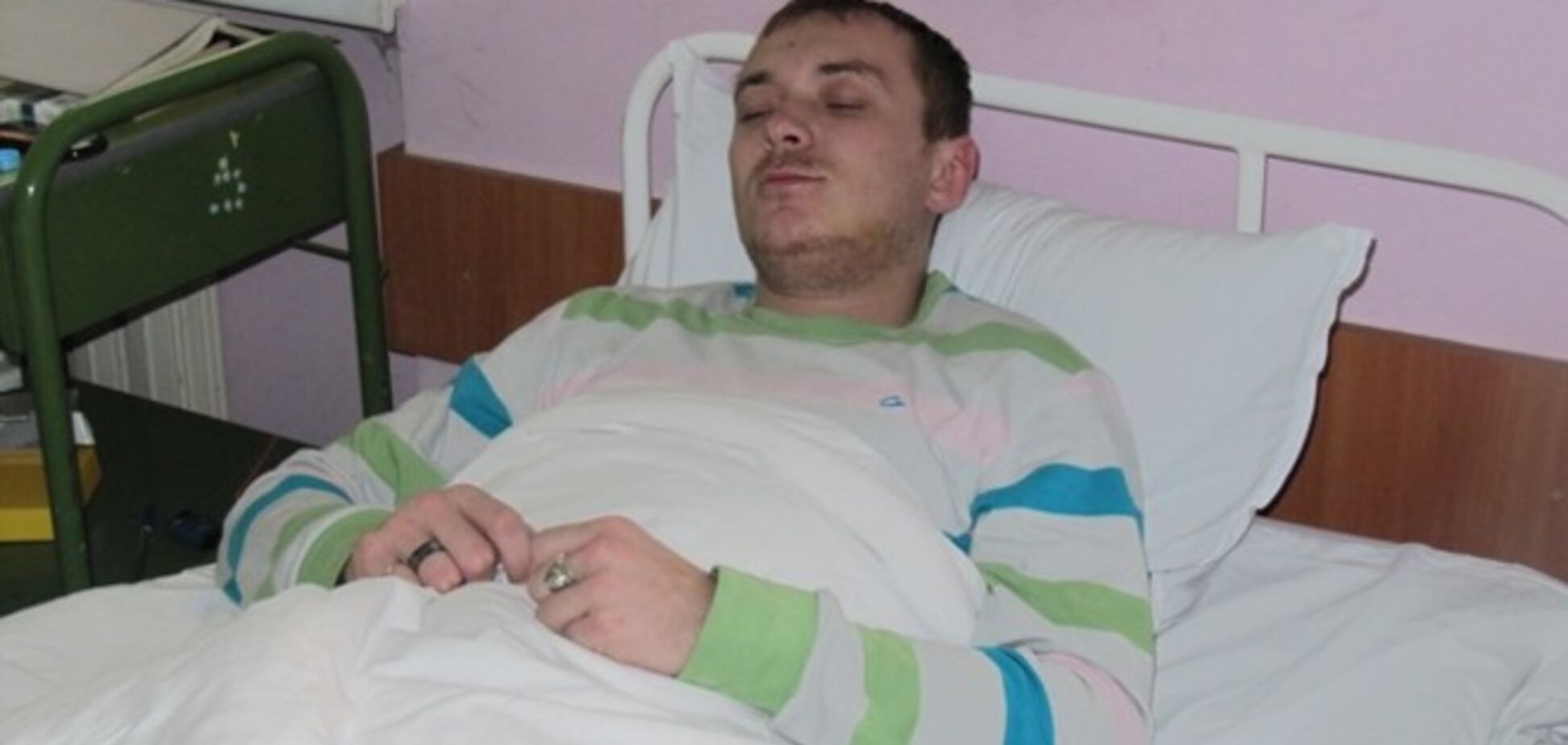 В Калининграде кастетом избили воевавшего за 'Новороссию' наемника: у мужчины сломана челюсть
