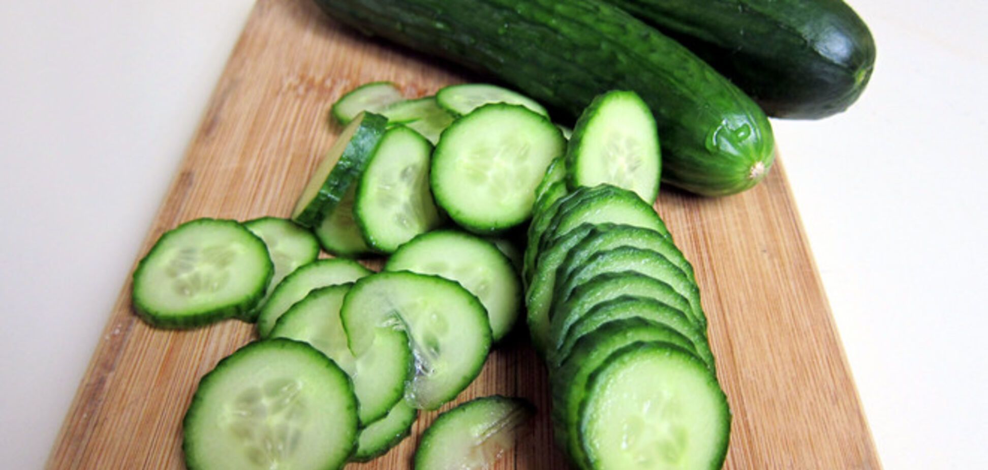 Необычные способы применения огурца в быту