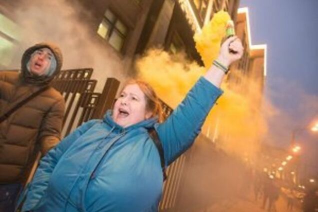 Россияне думают, что они 'крутые патриоты', а они 'нищие неудачники' - оппозиционерка