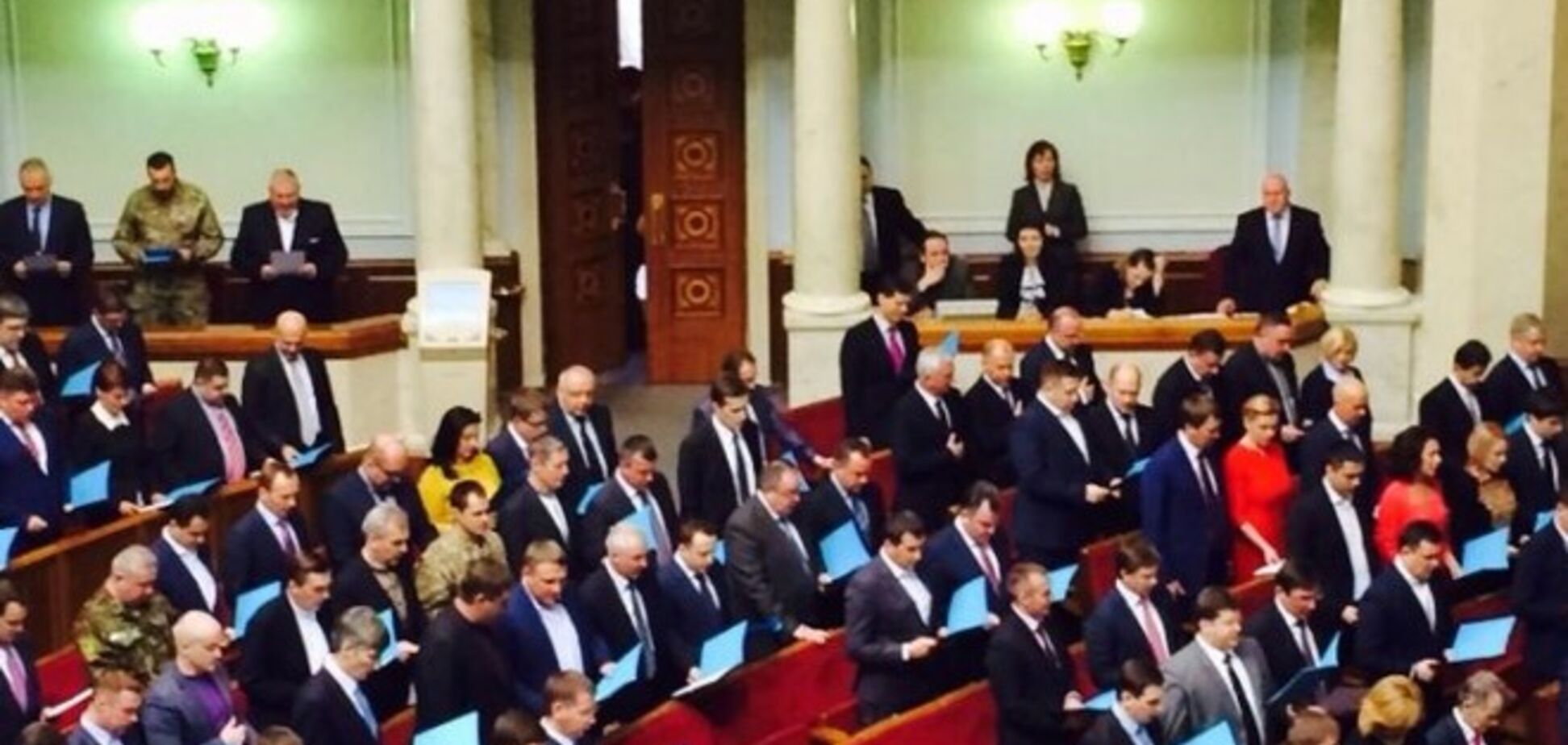 В Минфине предложили сэкономить на народных депутатах