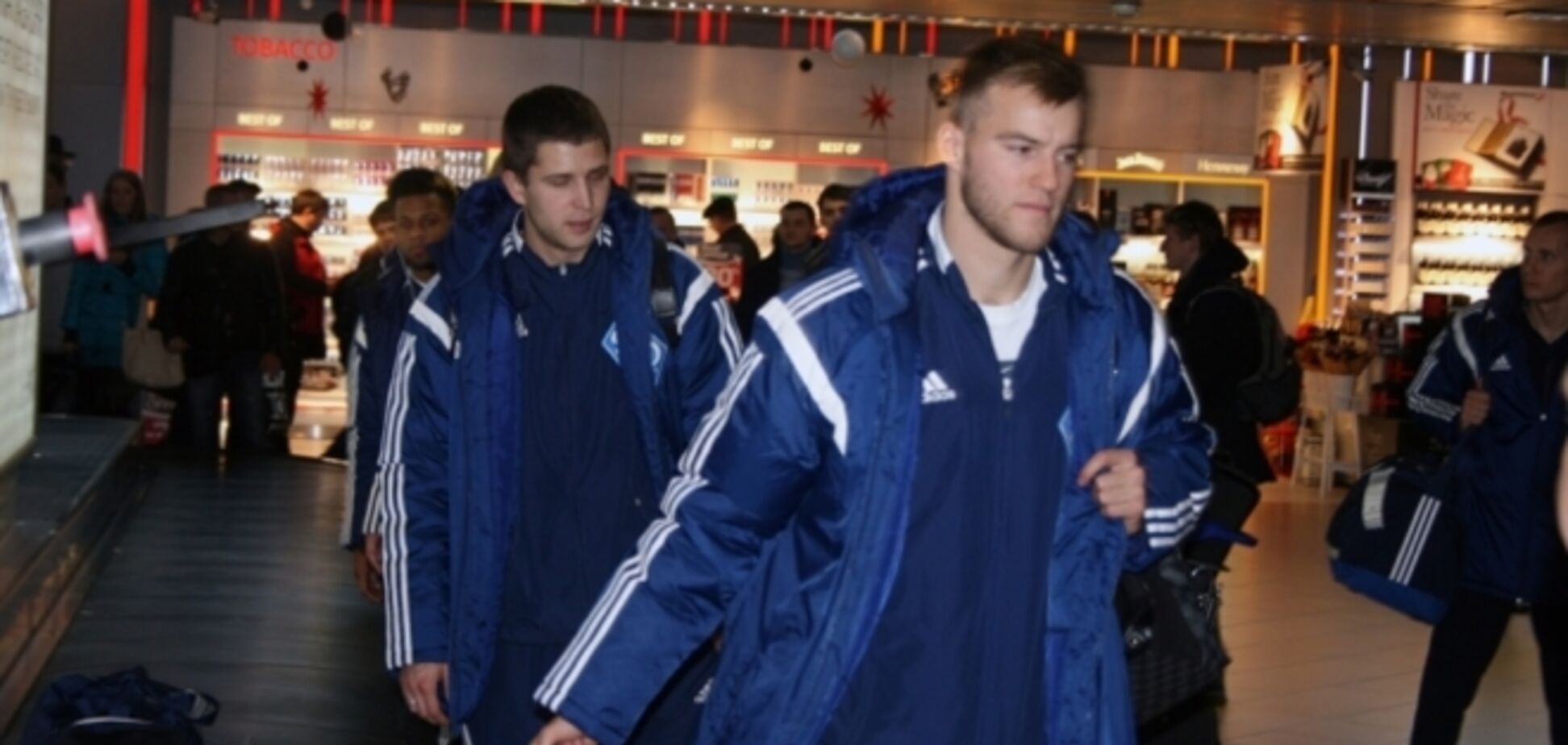 'Слава Украине! Путин - х*йло' - как 'Динамо' встречали в Румынии