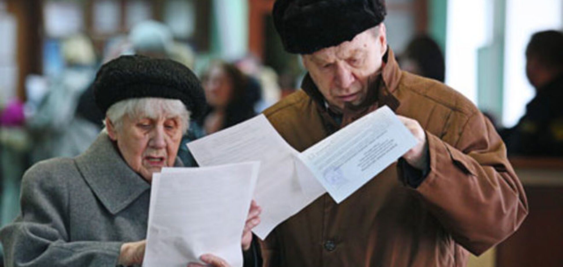 Кабмин хочет повысить пенсионный возраст украинцев до 65 лет