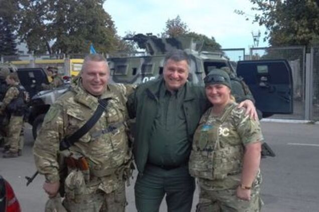 Почему женщины рвутся на Донбасс