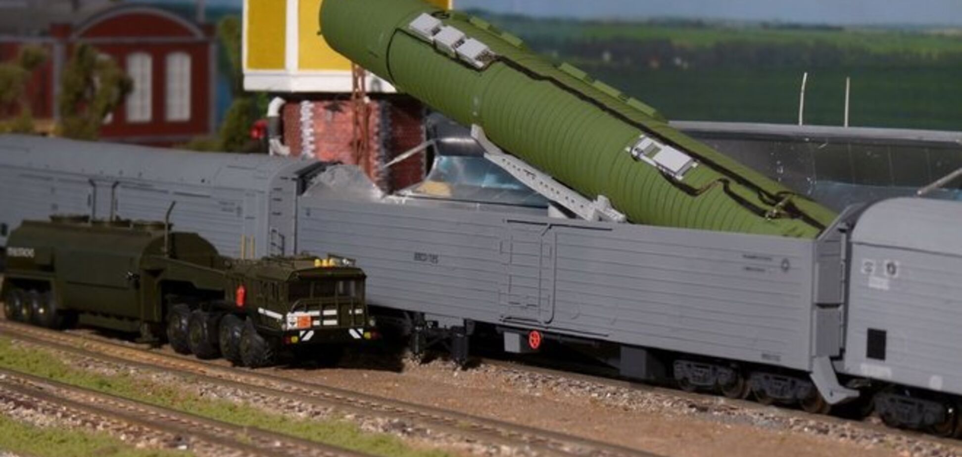 Россия создаст железнодорожный ядерный ракетный комплекс