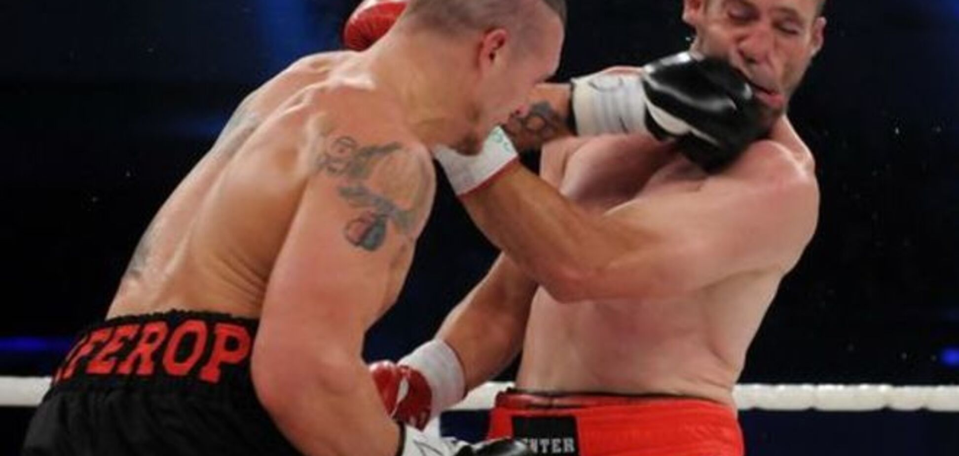 'Симферополь - Украина!' - как Усика поддержали в Киеве: видео