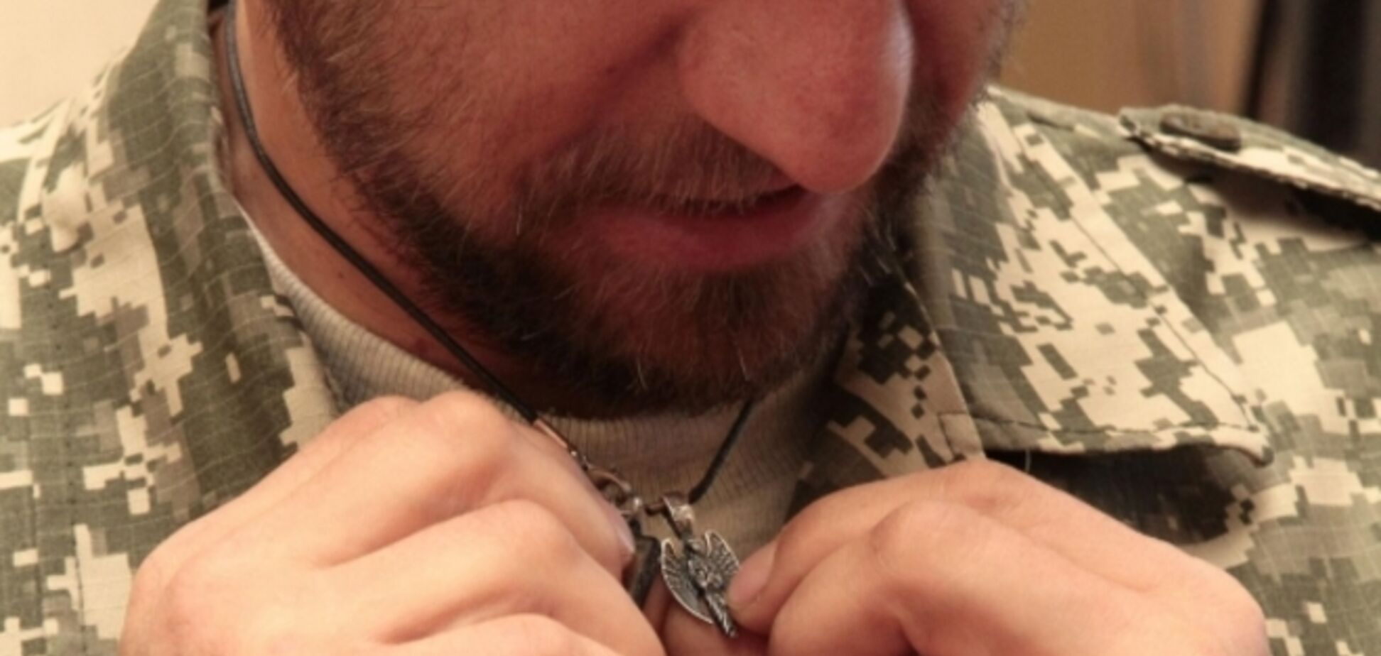 Какие талисманы носят украинские политики: загадочное кольцо Тимошенко и иконка Гаврилюка