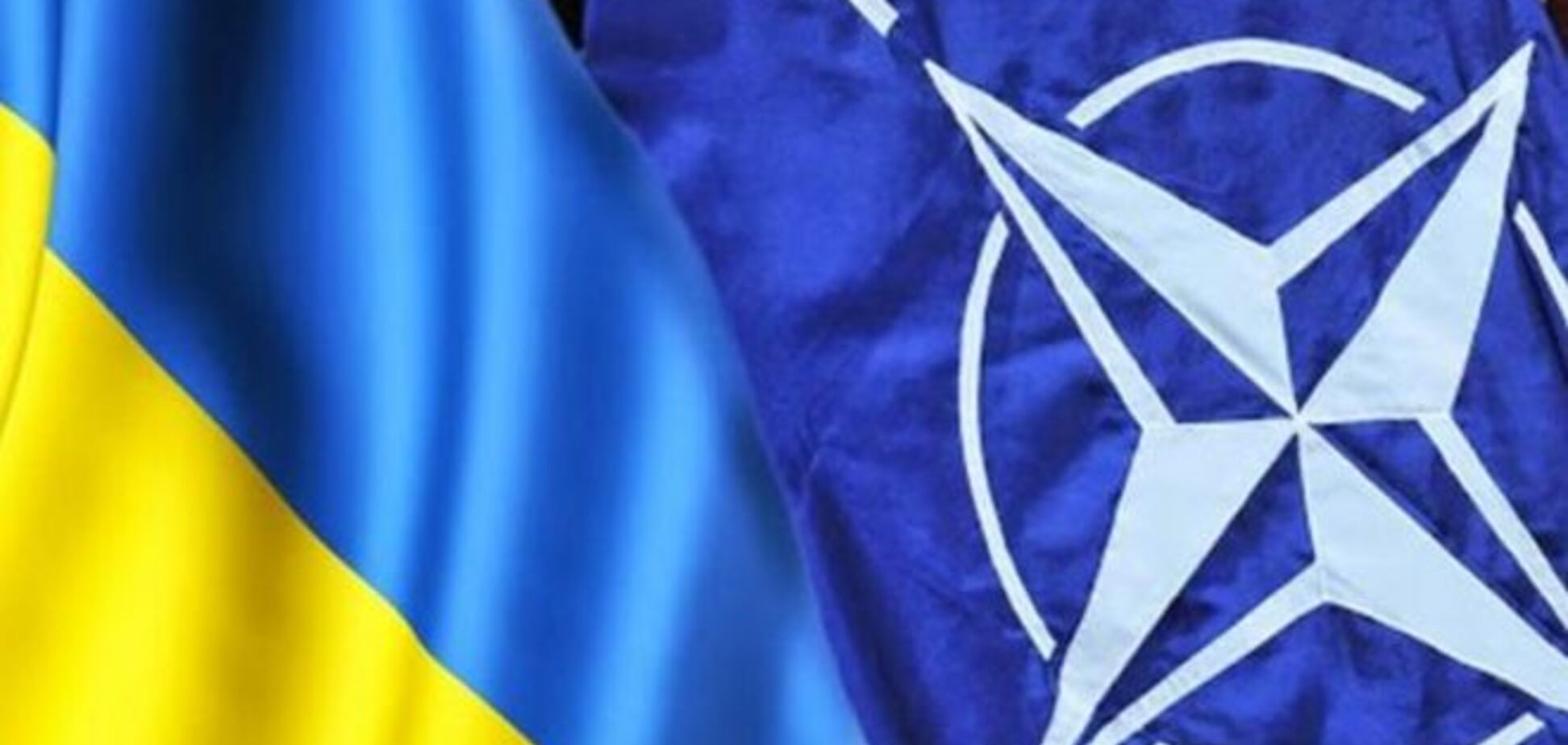 Яценюк попросил НАТО о дополнительной помощи