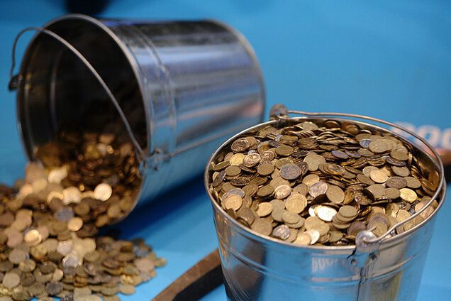 Храбрые зайцы: мертвого зверя (Путина) пинать легче всего