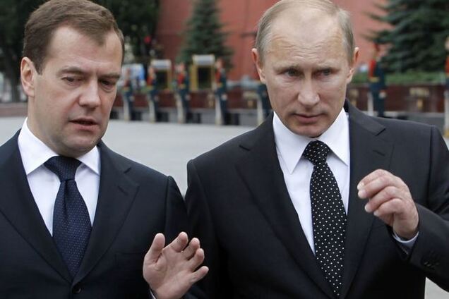Путин заказал Медведеву 'фундаментальную научную работу' по истории Крыма