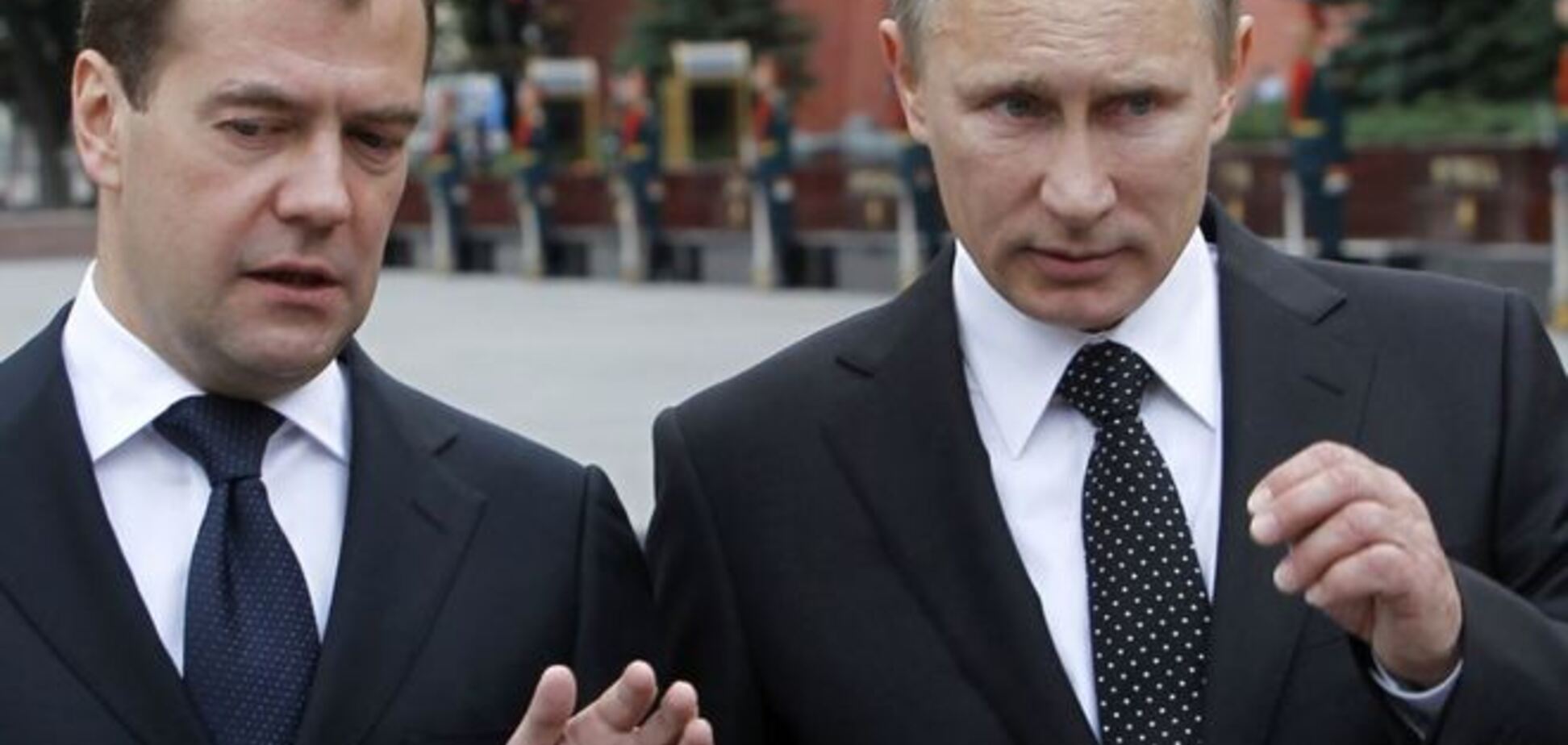 Путин заказал Медведеву 'фундаментальную научную работу' по истории Крыма