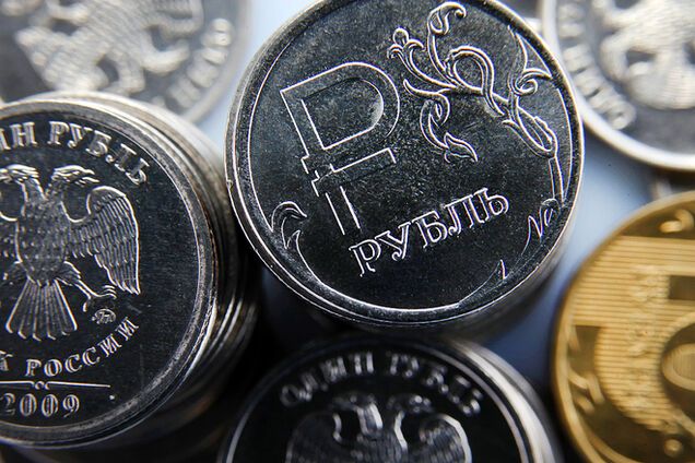 В России объяснили, как уход Путина спасет рубль