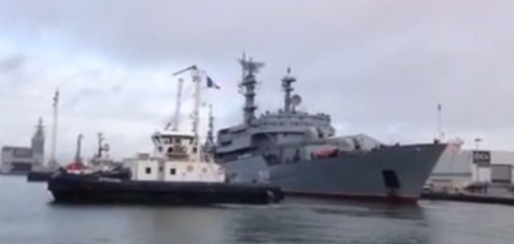 Российские моряки с 'Мистралей' уплыли из Франции ни с чем: опубликовано видео