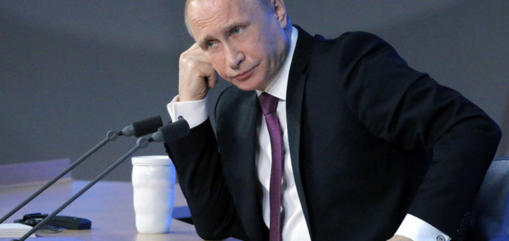 Путин назвал главу 'Роснефти' эффективным менеджером