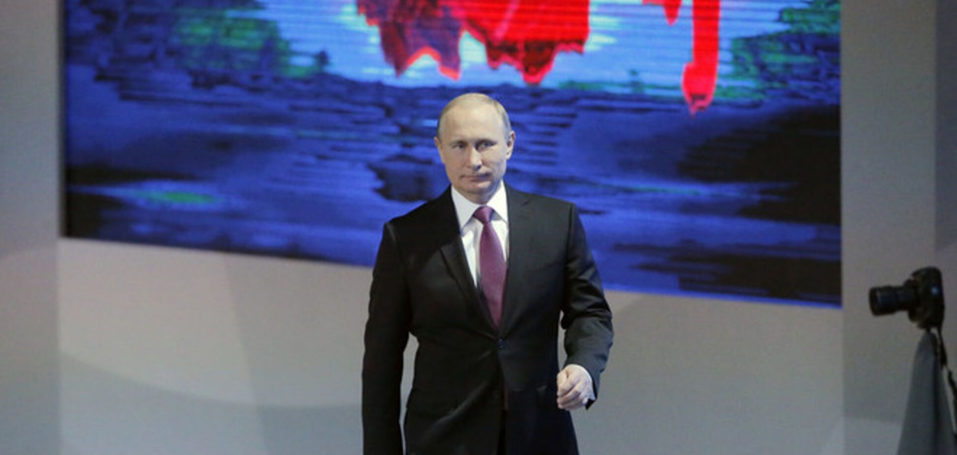 Россияне на Донбассе, национал-предатели и 'медведь на цепи': о чем Путин говорил на пресс-конференции