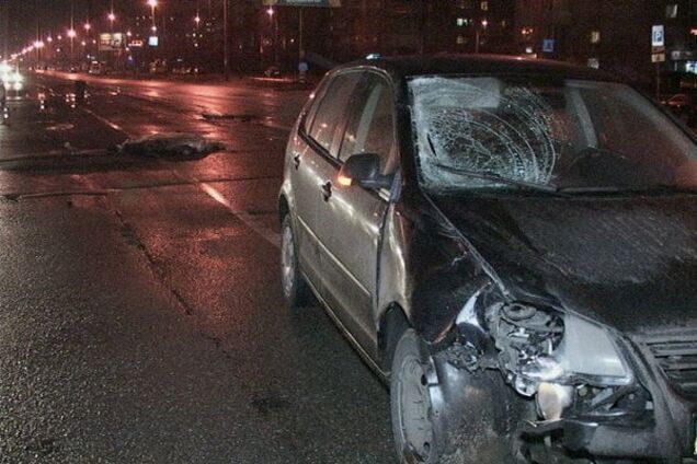 ДТП на зебре в Киеве: иномарка сбила насмерть пешехода