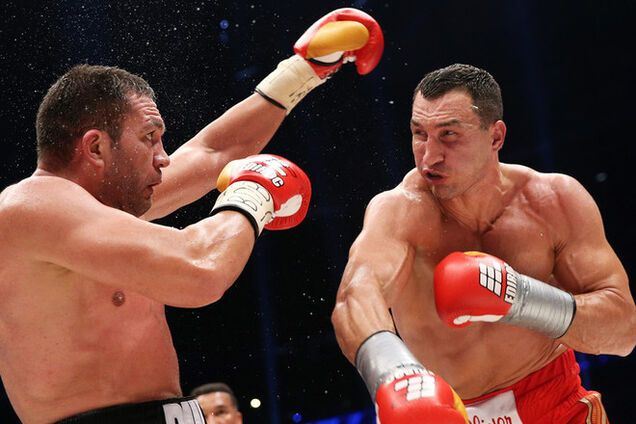 Менеджер Кличко назвал дату и место следующего боя Владимира