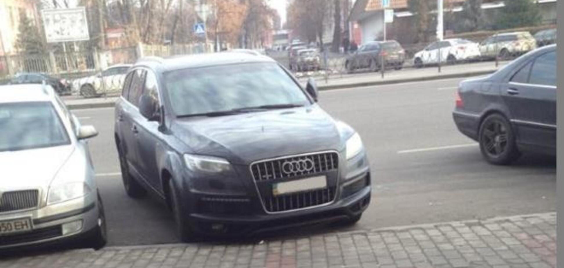 Руководство Государственного ипотечного учреждения владеет недвижимостью на миллионы долларов и роскошным автопарком