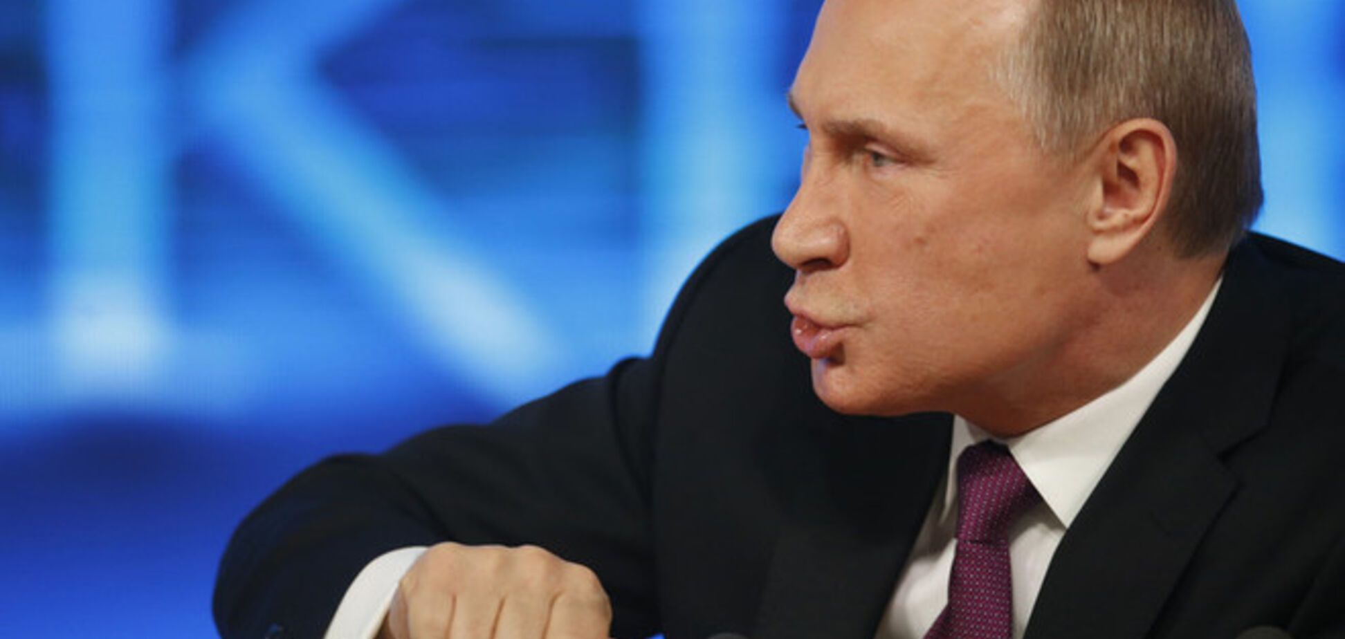 Путин явно в астрале и настроен на холодную войну - Немцов